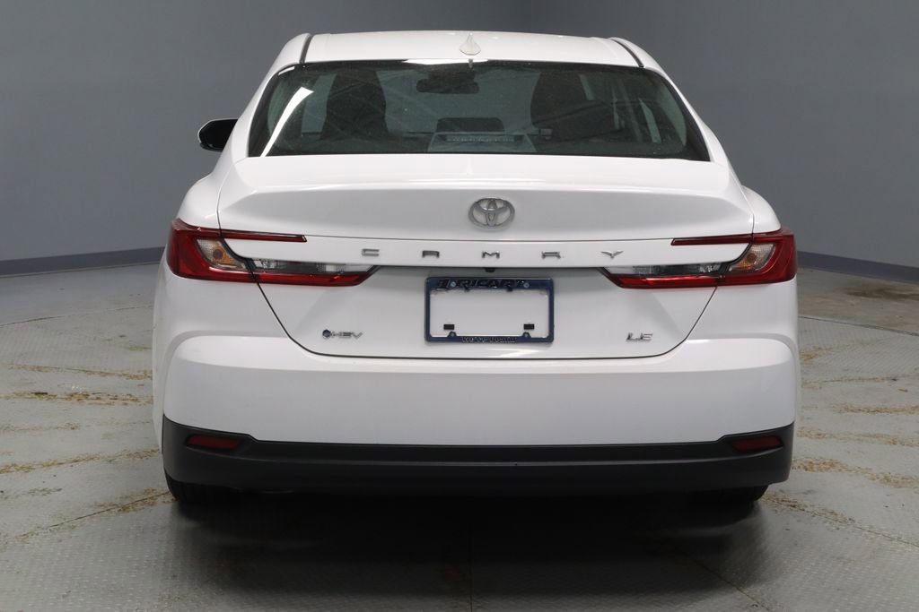 Used 2025 Toyota Camry LE FWD image 10