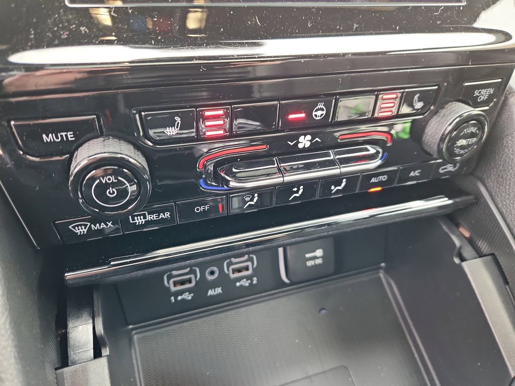 New 2025 Jeep Grand Cherokee L Altitude image 15