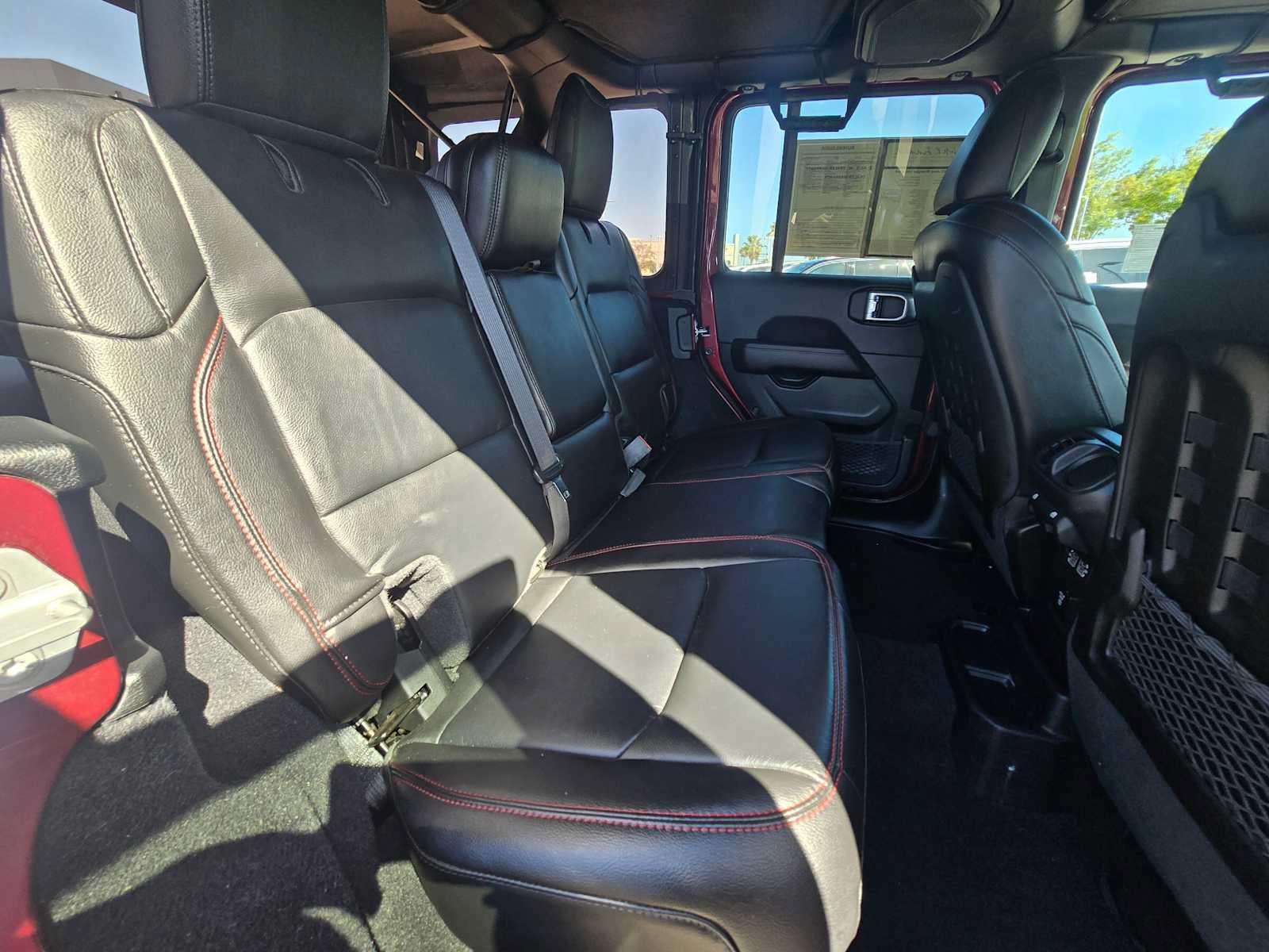 Used 2021 Jeep Wrangler Unlimited Rubicon AWD/4WD image 12