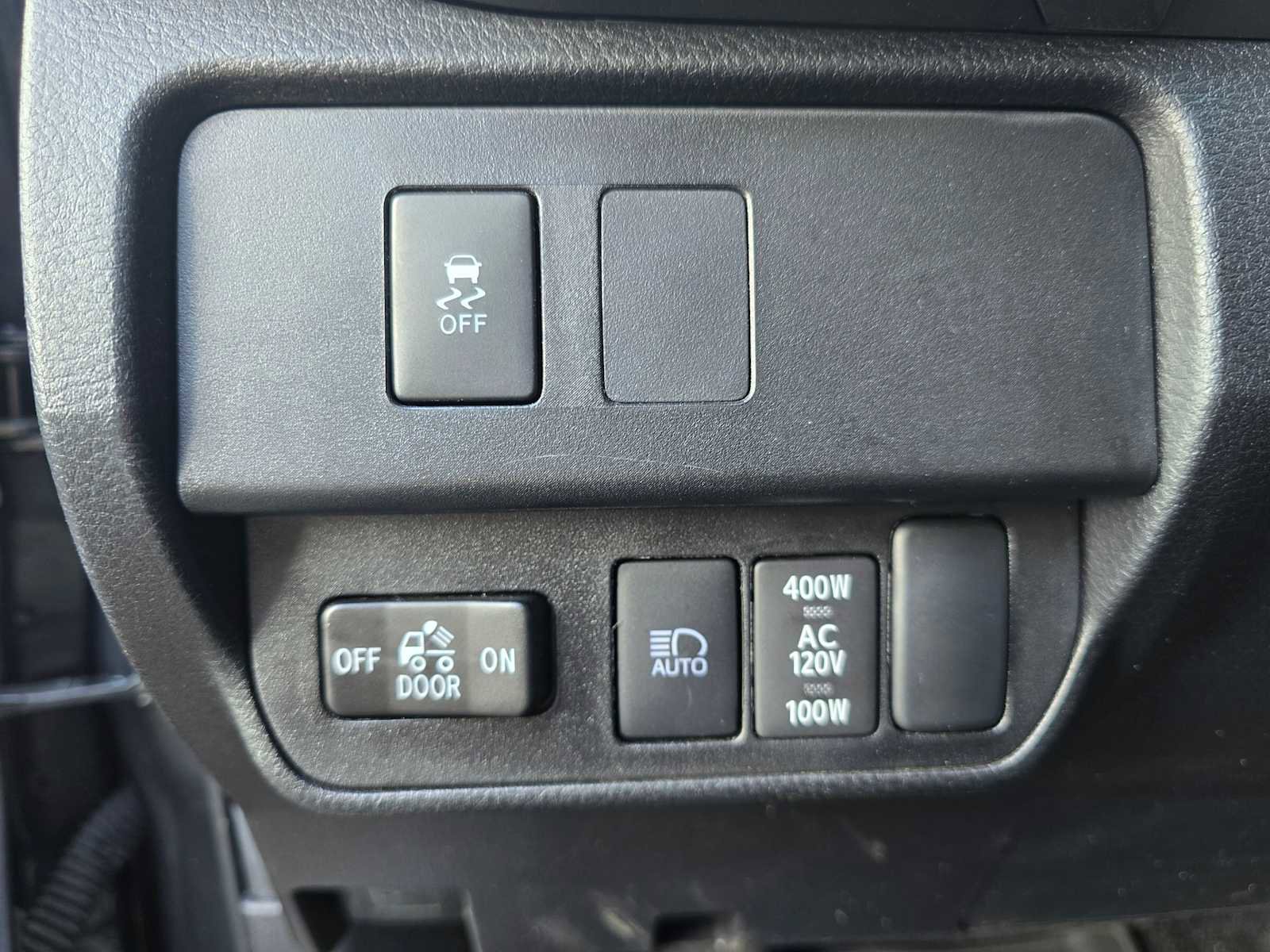 Certified 2023 Toyota Tacoma TRD Off-Road w/ TRD Premium Off Road Package image 28