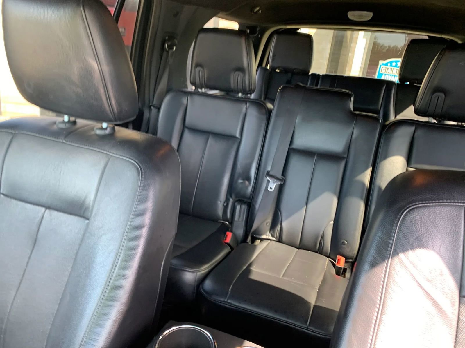 Used 2016 Ford Expedition Limited w/ Equipment Group 301A RWD image 8