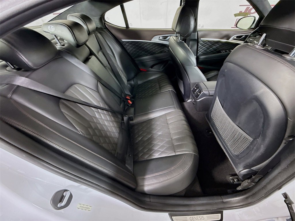 Used 2019 Genesis G70 2.0T Advanced w/ Dynamic Package image 30