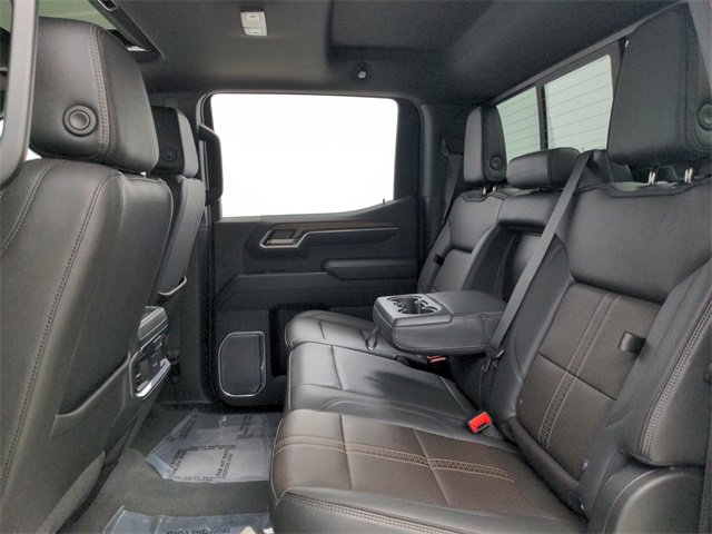 Used 2022 Chevrolet Silverado 1500 High Country w/ Technology Package image 37