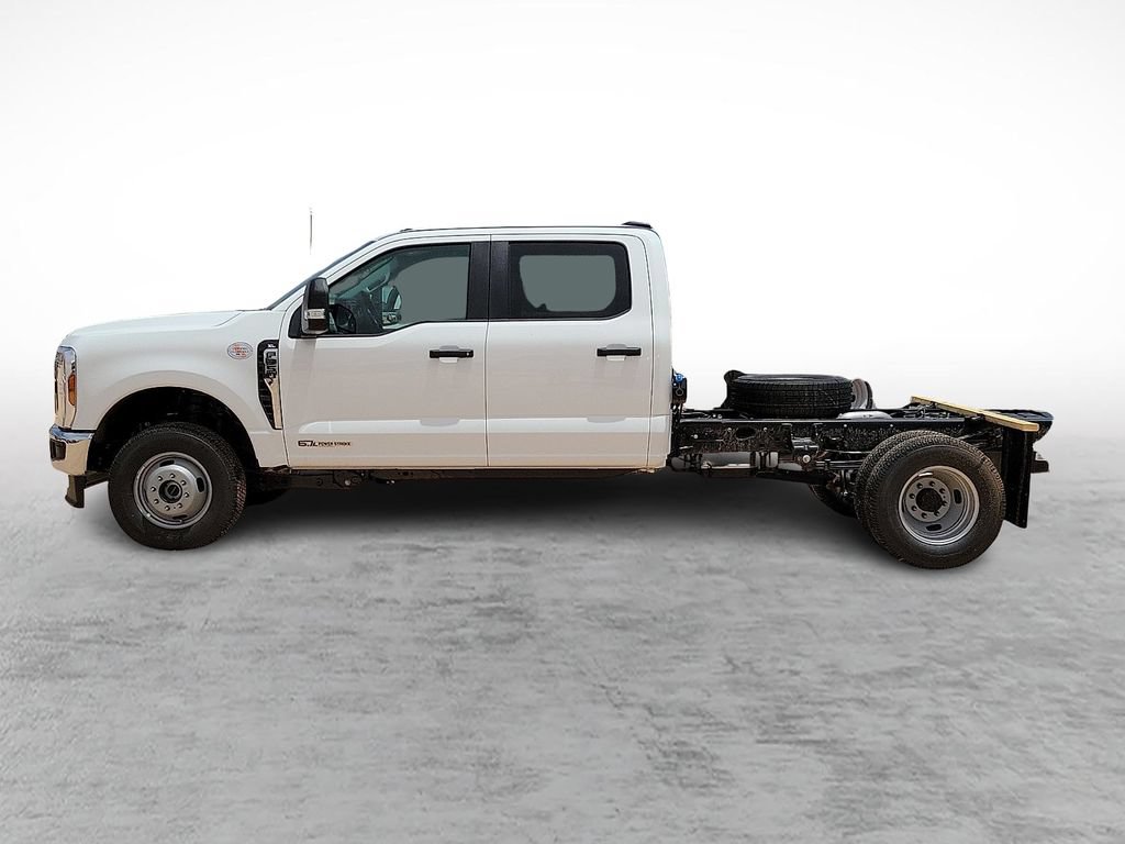 New 2026 Ford F350 XL w/ XL Chrome Package AWD/4WD image 6