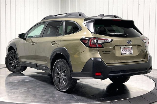 Used 2025 Subaru Outback Onyx Edition AWD/4WD image 12