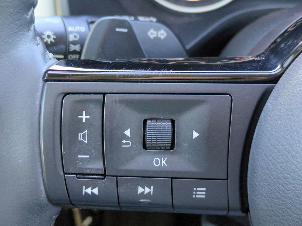 Certified 2021 Nissan Rogue SL image 26