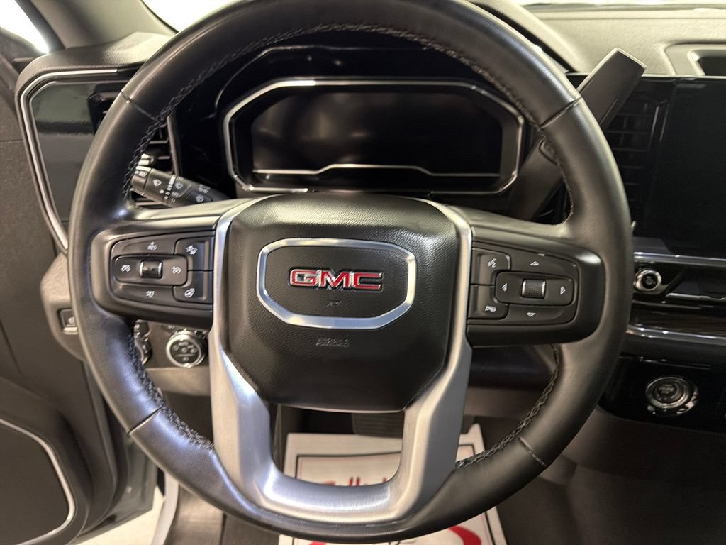 Used 2024 GMC Sierra 1500 Elevation AWD/4WD image 17