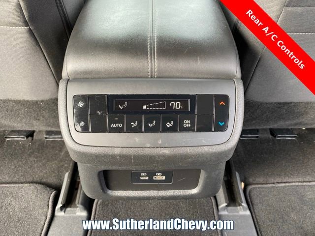 Used 2024 Nissan Pathfinder SV image 44