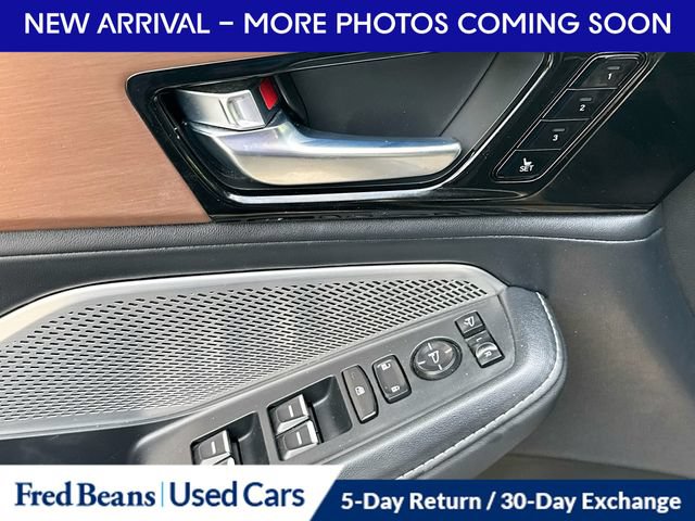 Used 2022 Acura MDX w/ Technology Package AWD/4WD image 24
