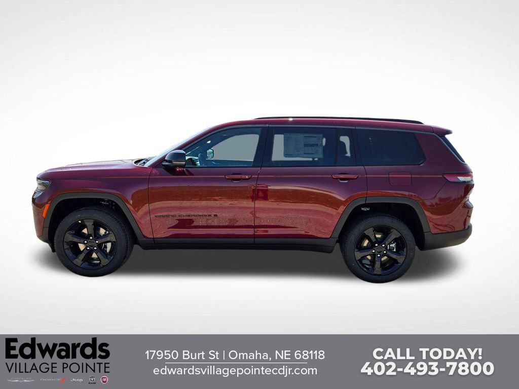 New 2026 Jeep Grand Cherokee L Limited w/ Limited Altitude Package AWD/4WD image 6