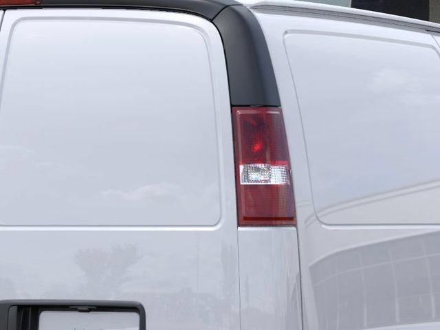 New 2026 GMC Savana 2500 w/ Driver Convenience Package RWD image 11