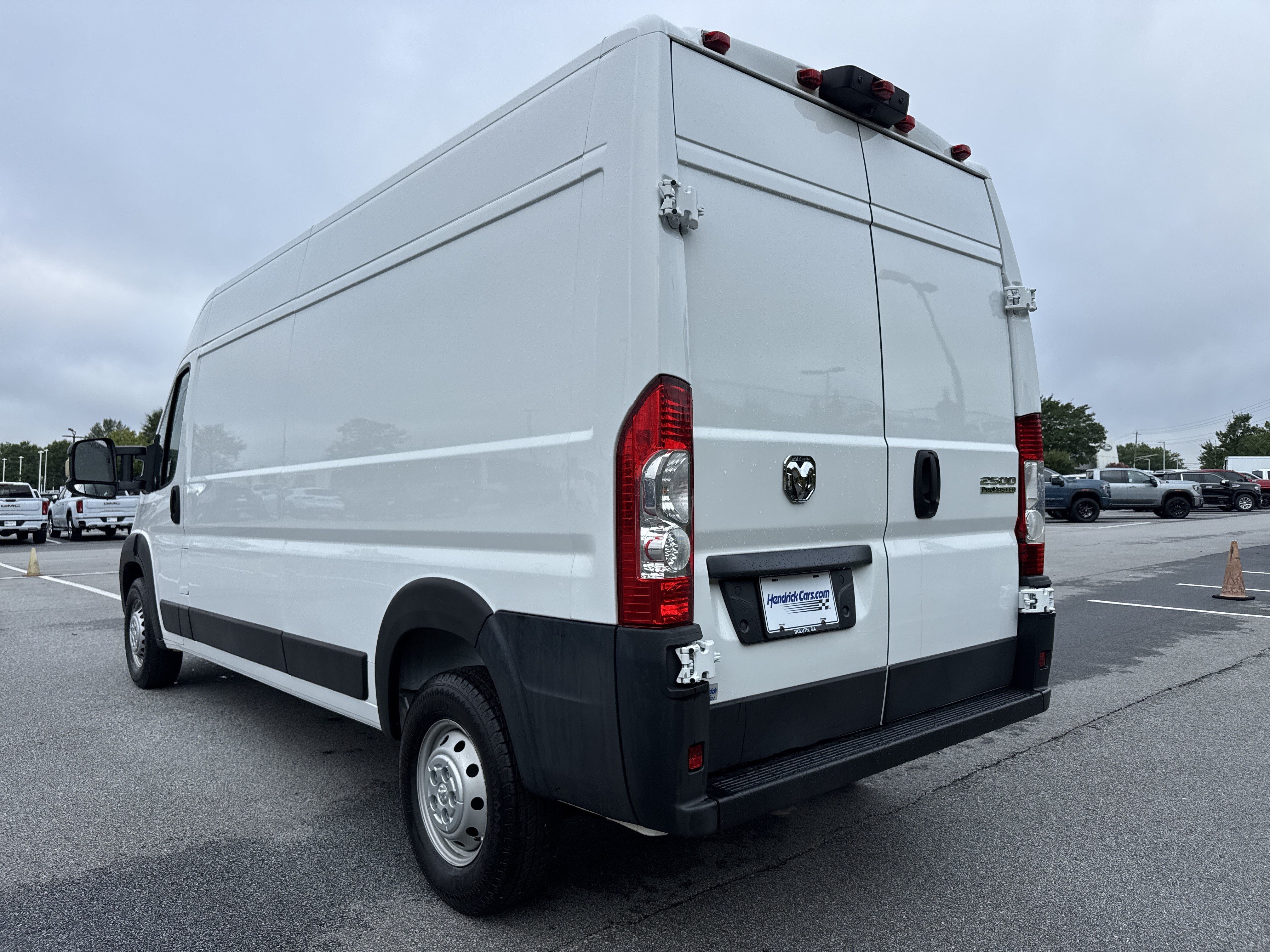 Used 2023 RAM ProMaster 2500 FWD image 8