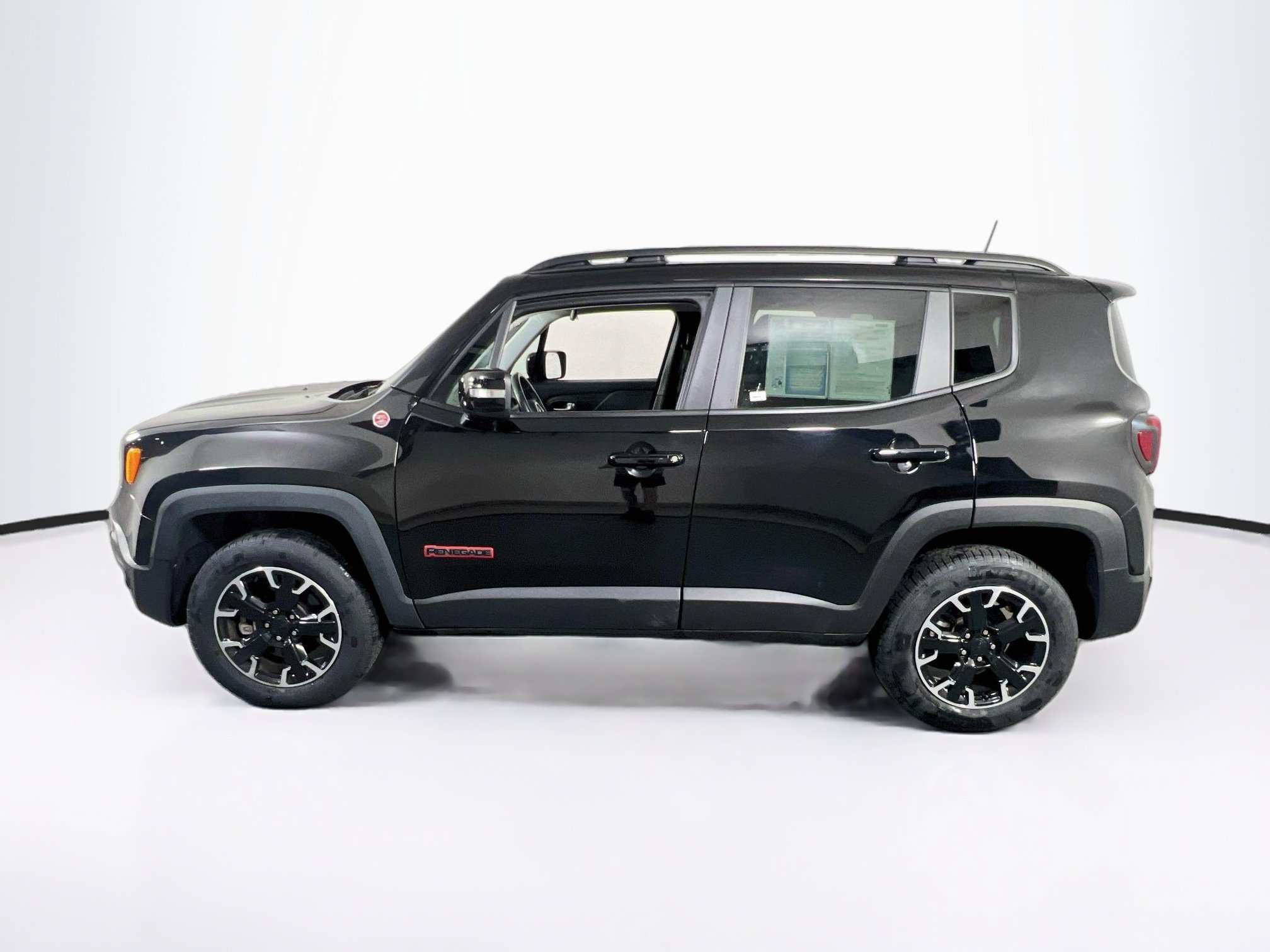 Used 2023 Jeep Renegade Trailhawk w/ Sun/Sound Group AWD/4WD image 8