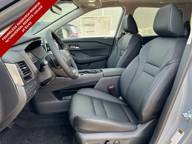 New 2026 Nissan Rogue SV image 4