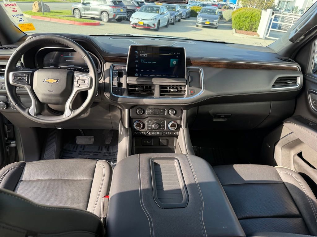 Used 2024 Chevrolet Suburban Premier image 15