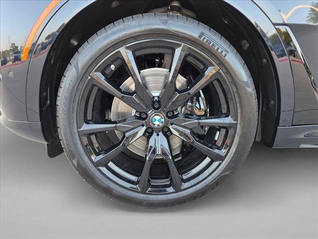 Used 2027 BMW X7 xDrive40i w/ M Sport Package AWD/4WD image 10