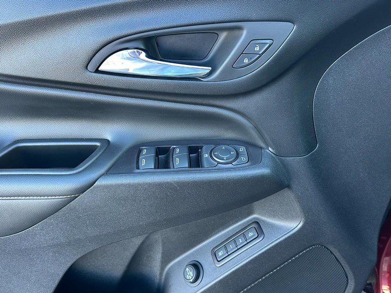 Used 2020 Chevrolet Equinox Premier image 9