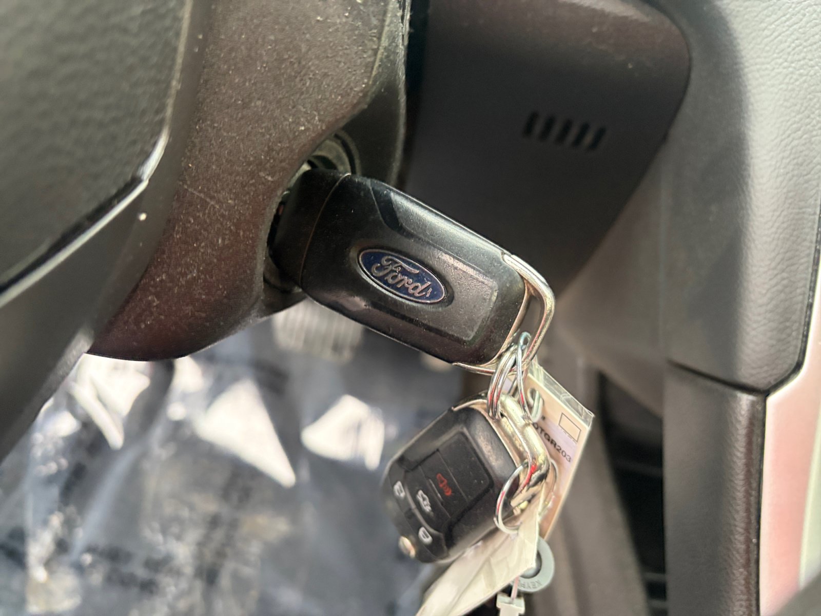 Used 2016 Ford Fusion SE AWD/4WD image 13