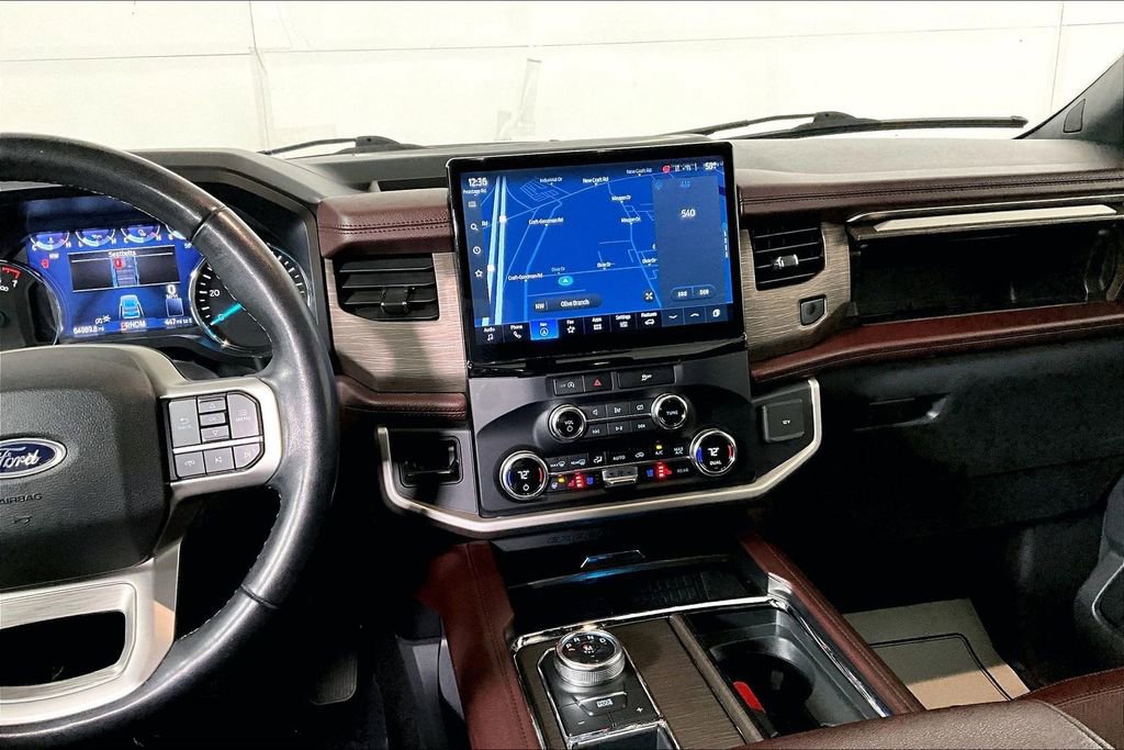 Used 2023 Ford Expedition Max Limited image 6