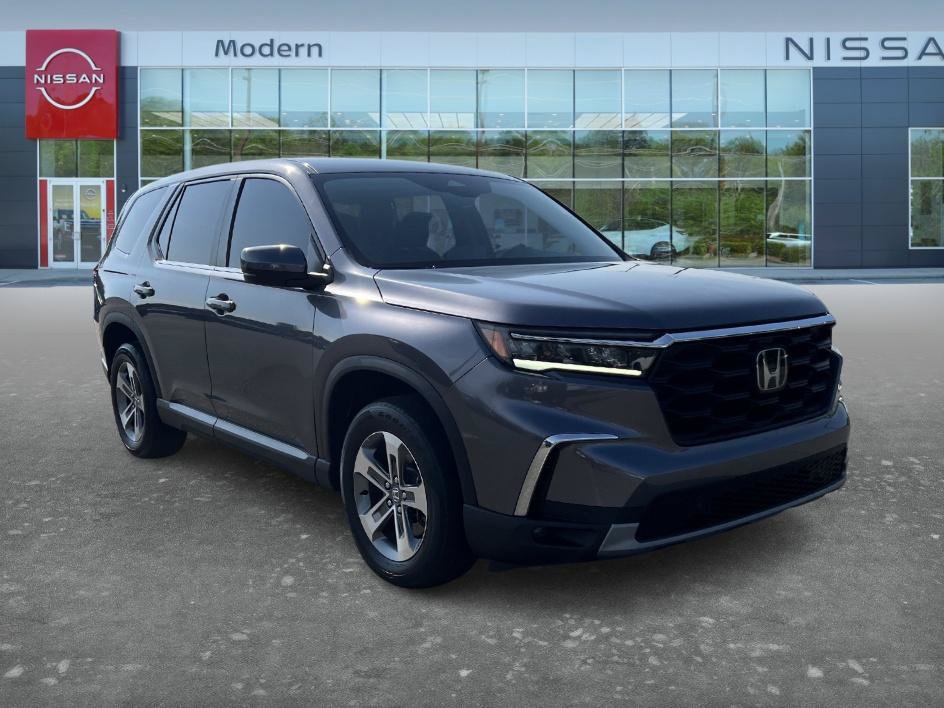 Used 2023 Honda Pilot EX-L image 3