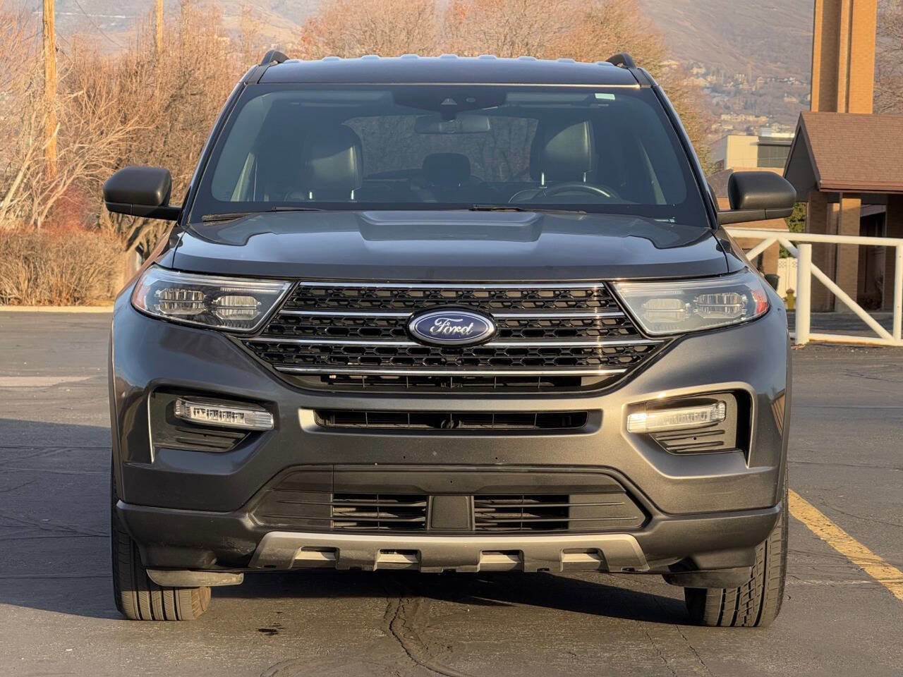 Used 2020 Ford Explorer XLT w/ Equipment Group 202A AWD/4WD image 2