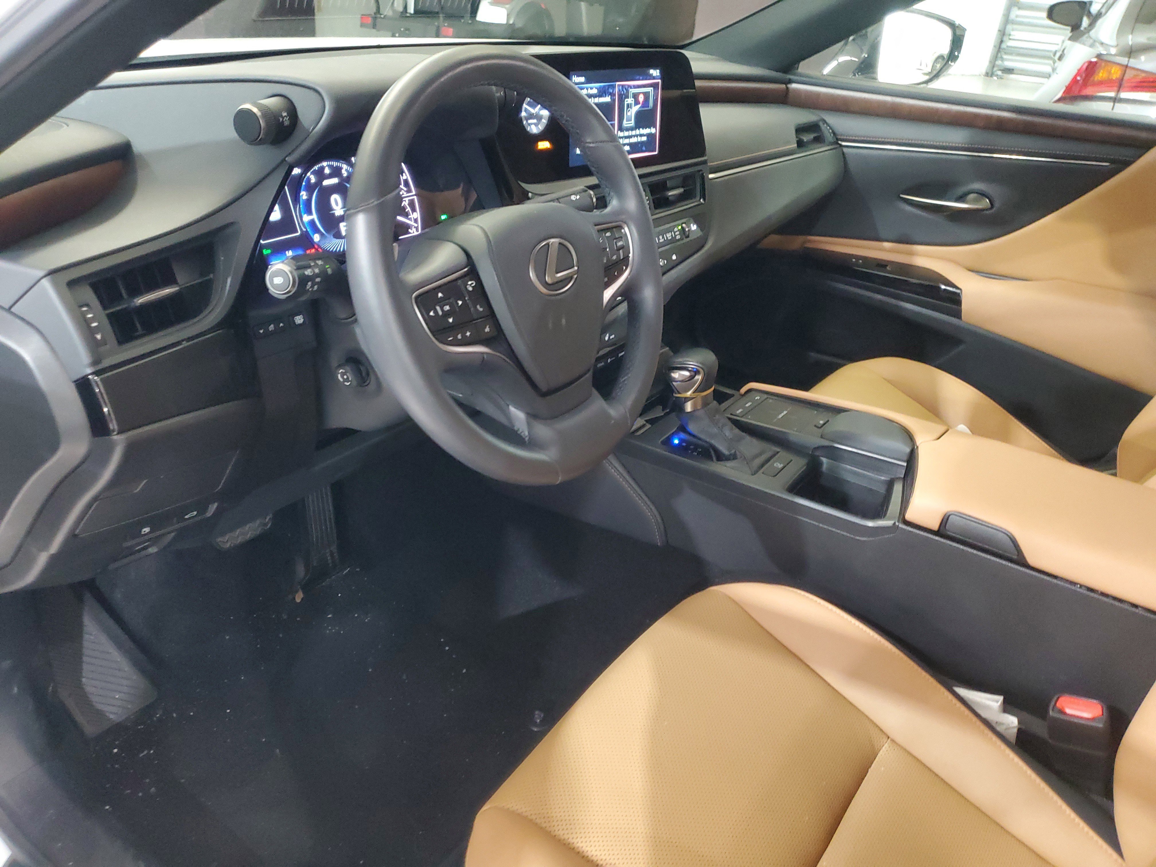 Used 2022 Lexus ES 350 w/ Premium Package image 16