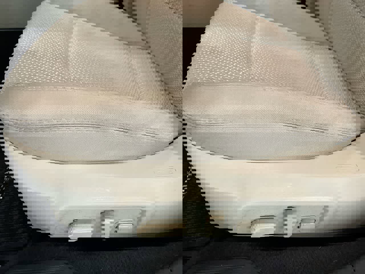 Used 2016 Subaru Outback 2.5i Premium image 12