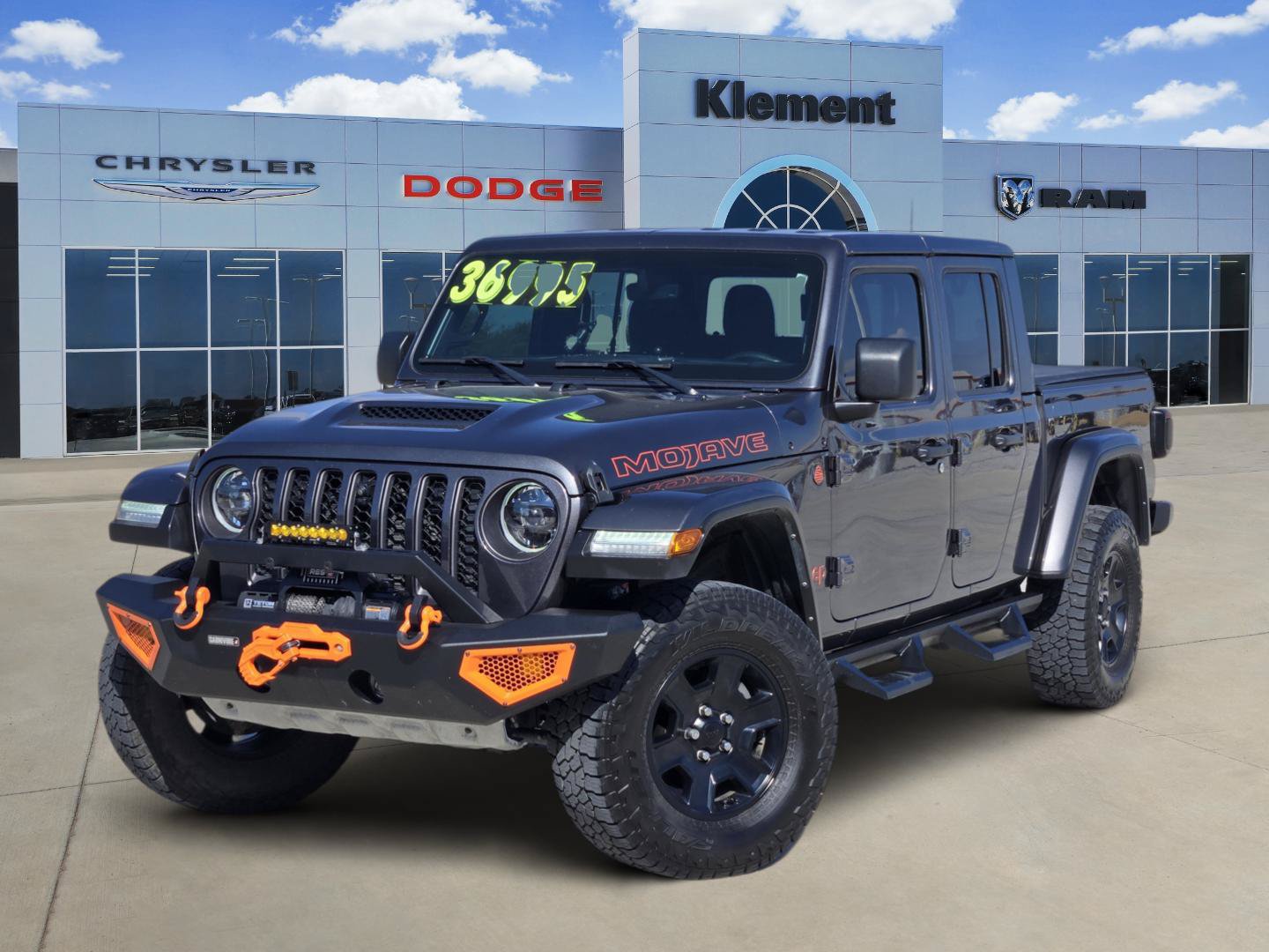 Used 2023 Jeep Gladiator Mojave w/ LED Lighting Group AWD/4WD image 1