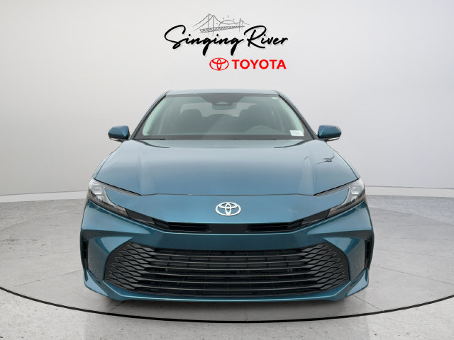 Used 2026 Toyota Camry LE w/ Convenience Package FWD image 2