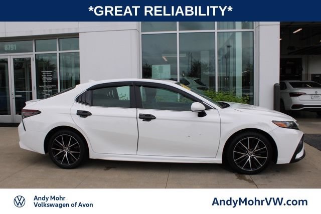 Used 2024 Toyota Camry SE FWD image 5