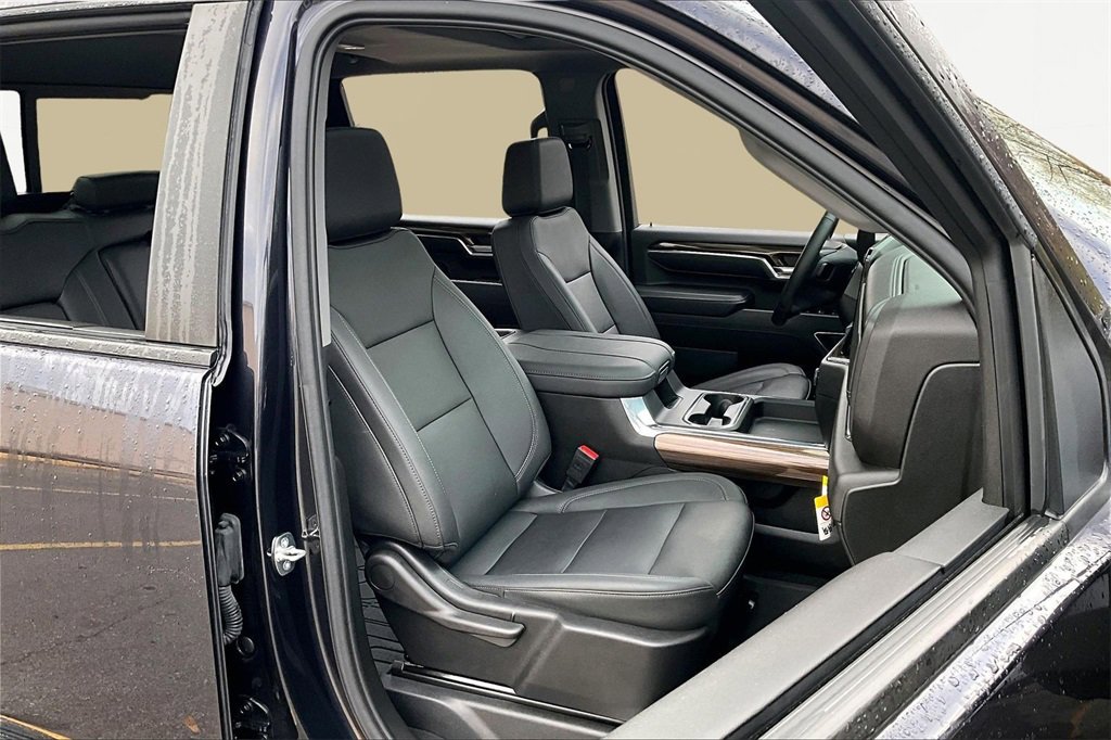 Used 2024 Chevrolet Silverado 2500 LT w/ All Star Edition image 7