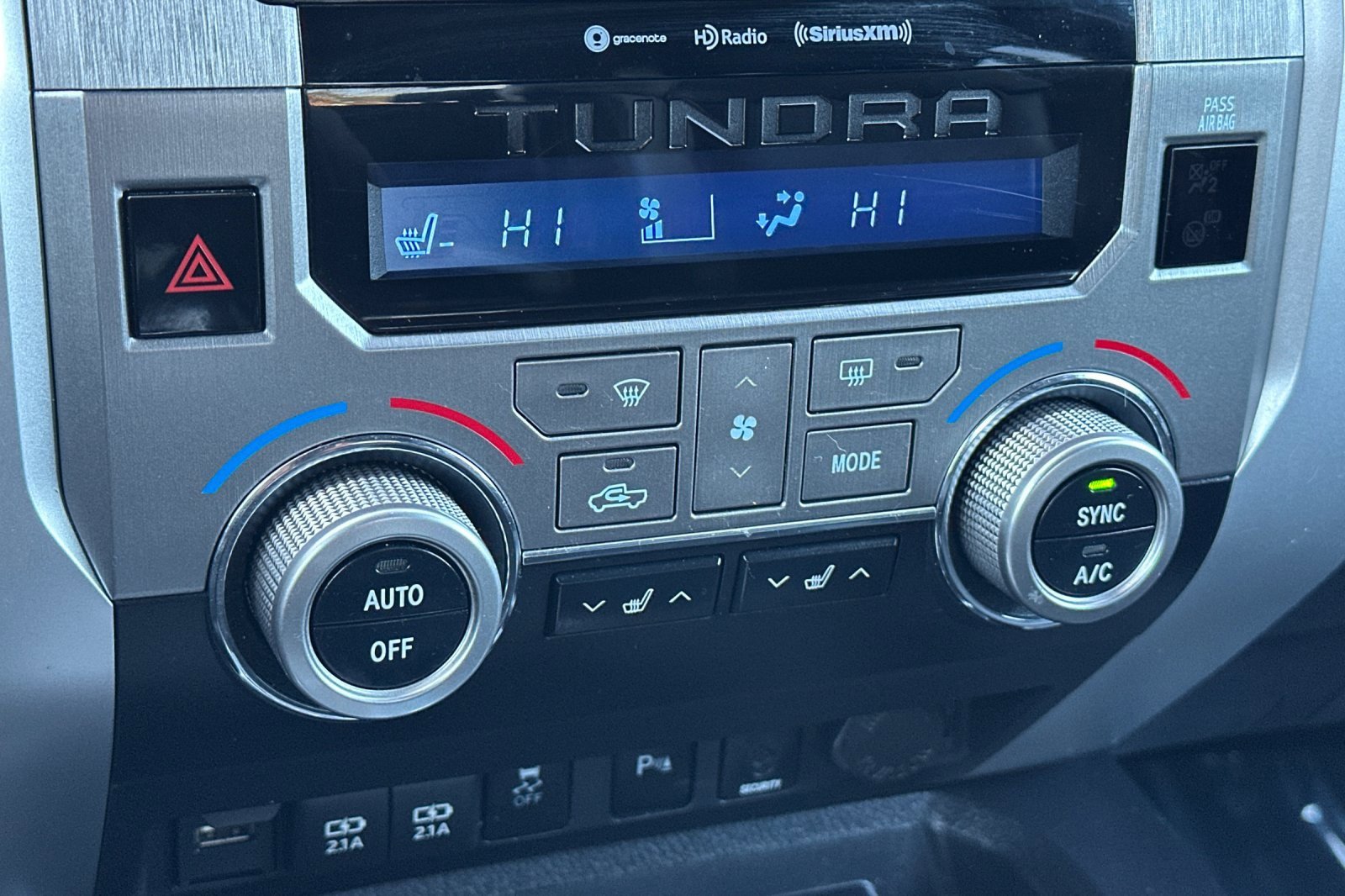 Used 2021 Toyota Tundra Limited w/ Limited Premium Package image 19