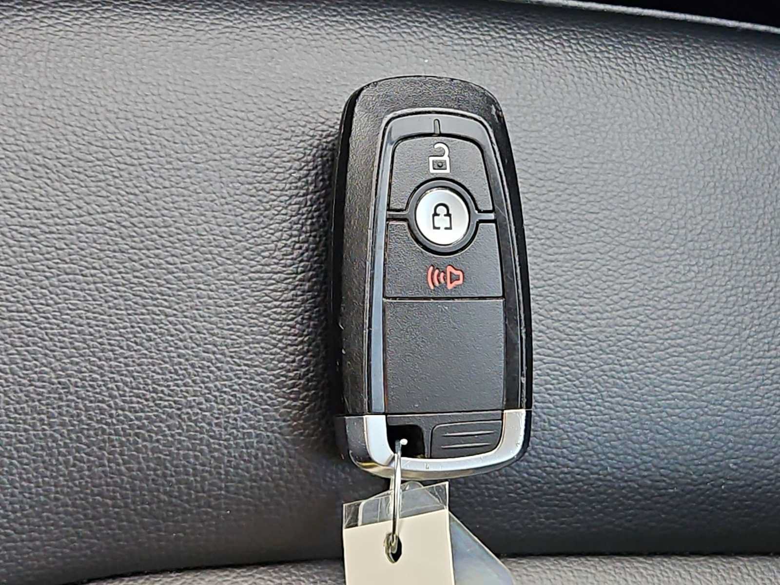 Used 2024 Ford Edge SEL AWD/4WD image 34