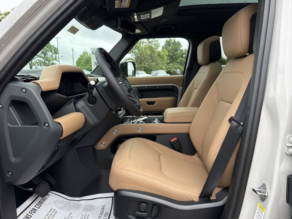 New 2026 Land Rover Defender 110 S AWD/4WD image 3