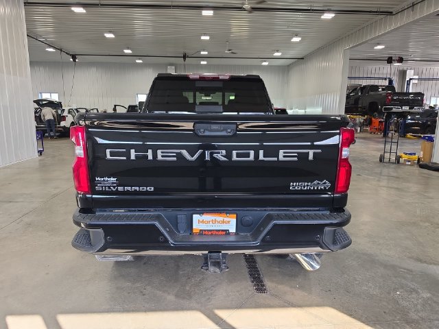 Used 2021 Chevrolet Silverado 3500 High Country w/ Z71 Off-Road Package AWD/4WD image 7
