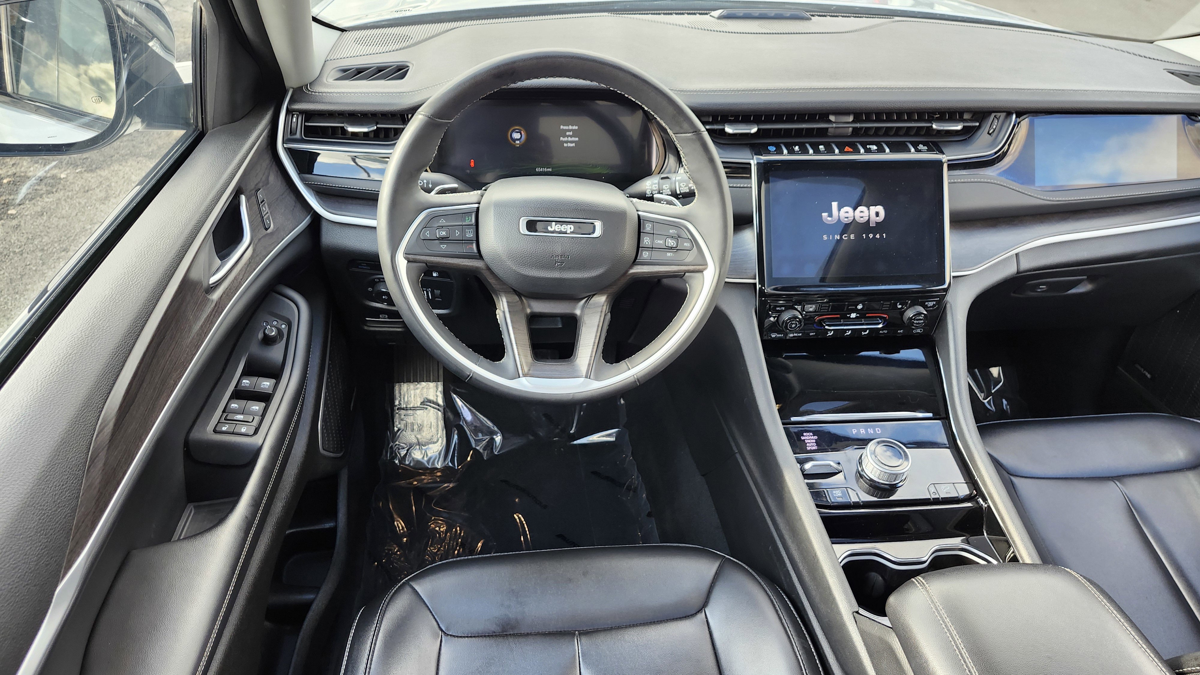 Used 2023 Jeep Grand Cherokee 4WD 4xe image 30