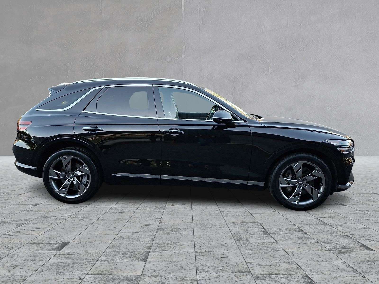 Certified 2023 Genesis Electrified GV70 AWD/4WD image 7