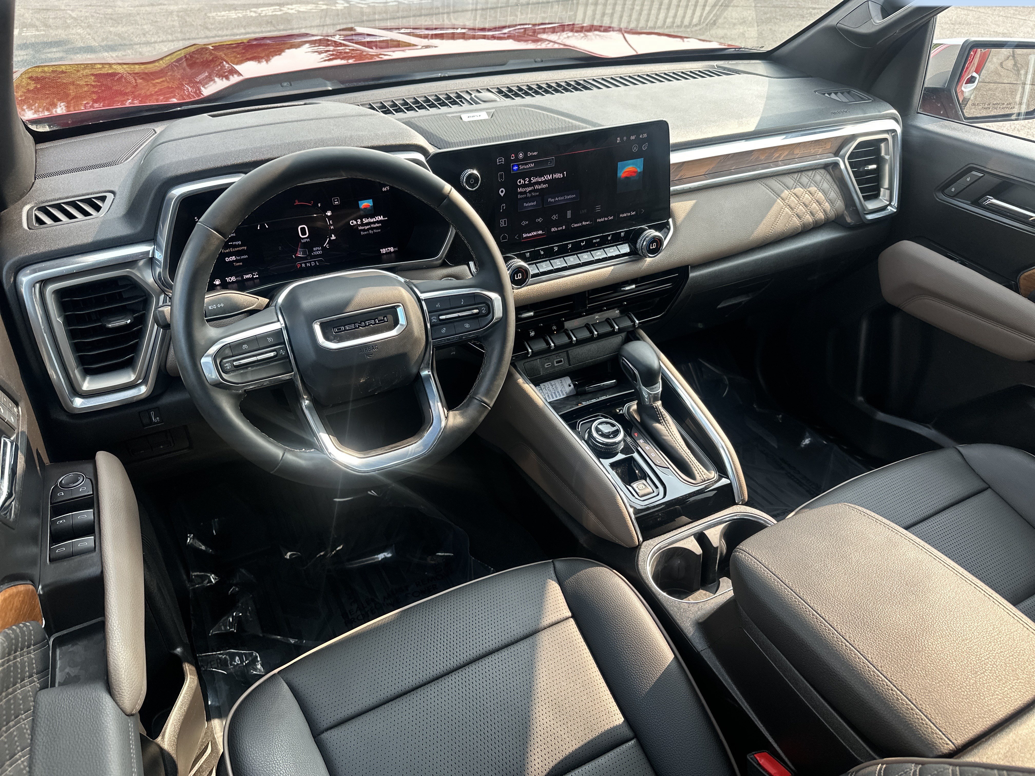 Certified 2026 GMC Canyon Denali AWD/4WD image 8