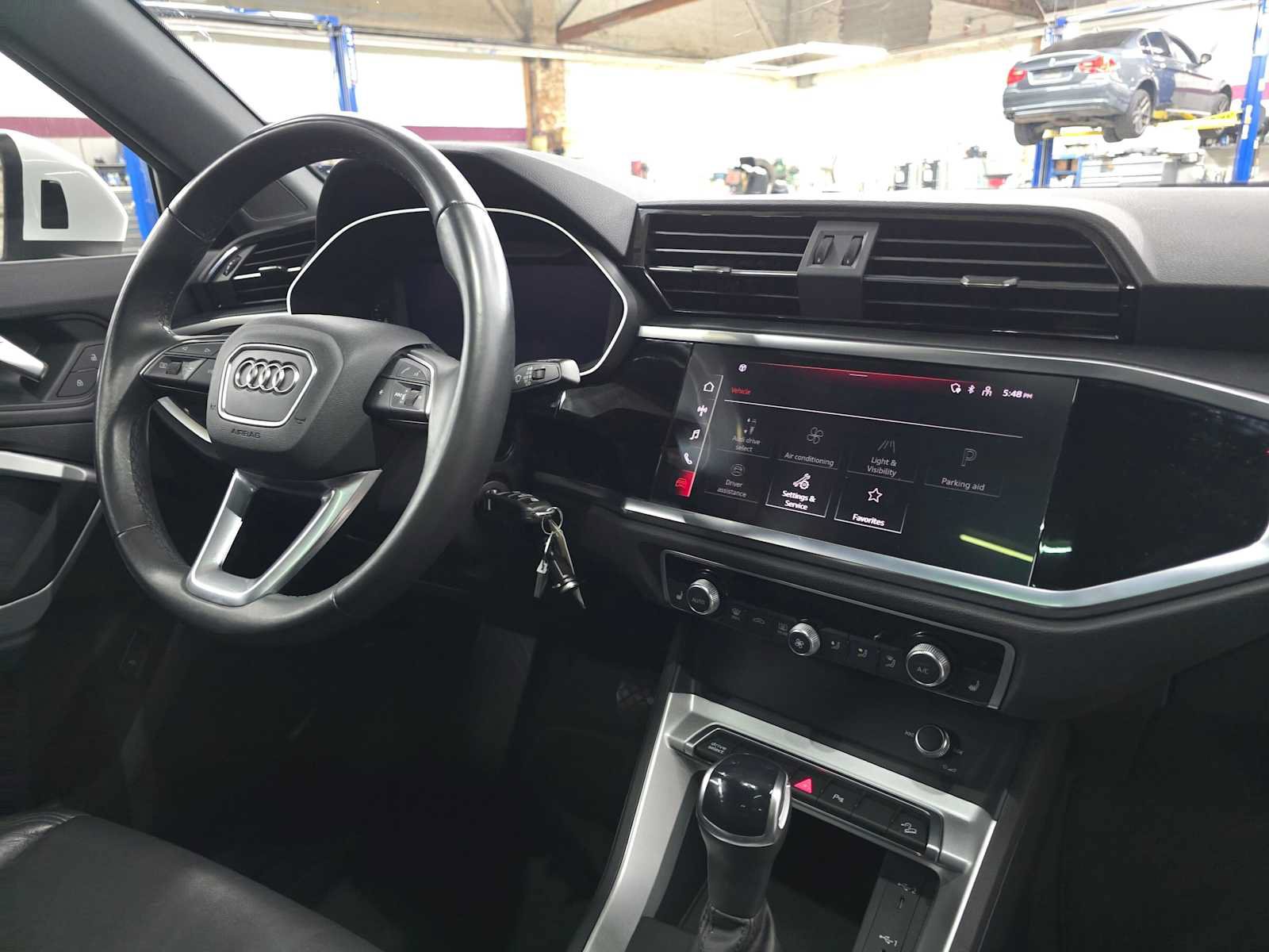 Used 2025 Audi Q3 2.0T Premium AWD/4WD image 11