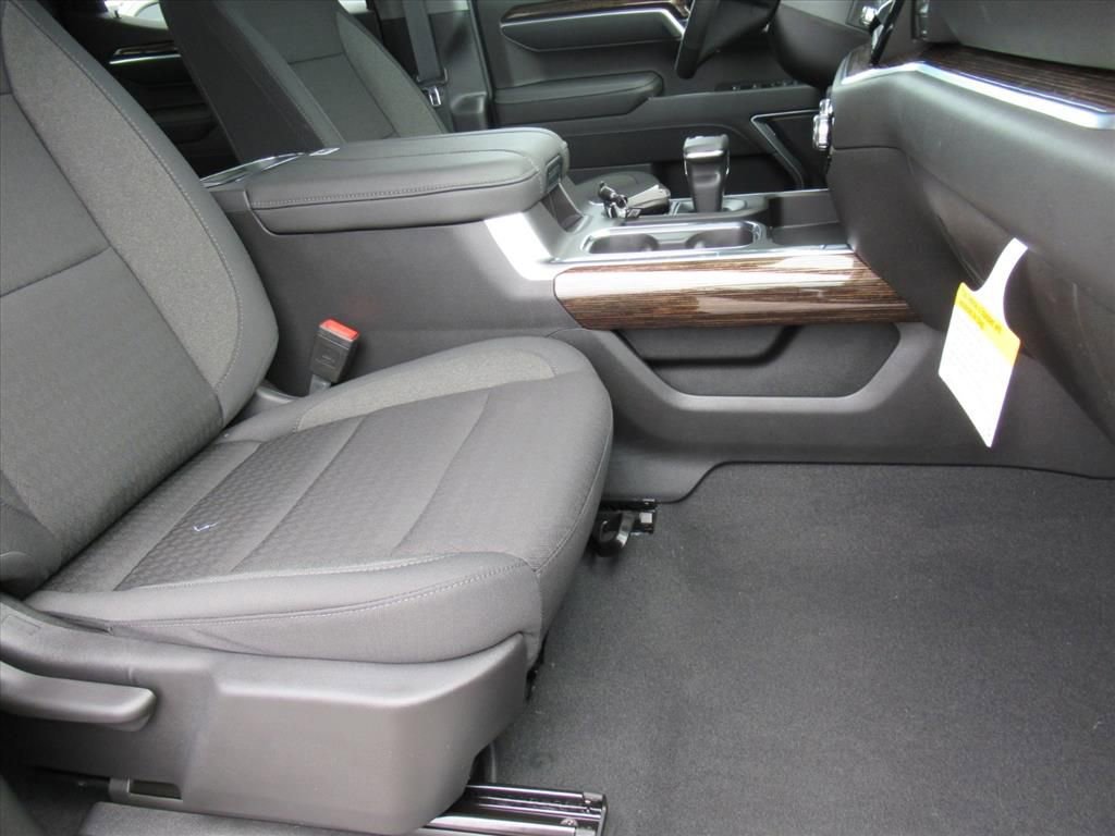 New 2026 GMC Sierra 1500 Elevation image 10