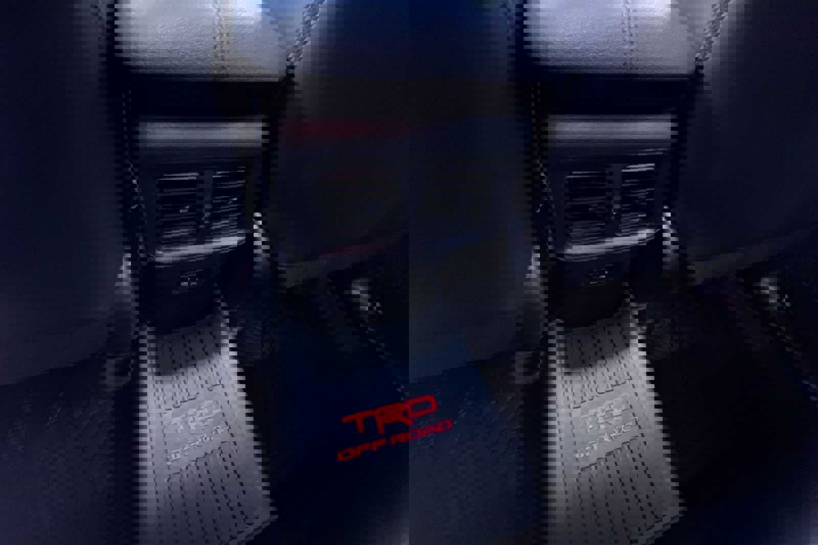 Used 2020 Toyota RAV4 TRD Off-Road image 41