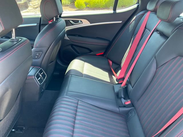 Used 2023 Genesis G70 2.0T w/ Sport Prestige Package RWD image 18