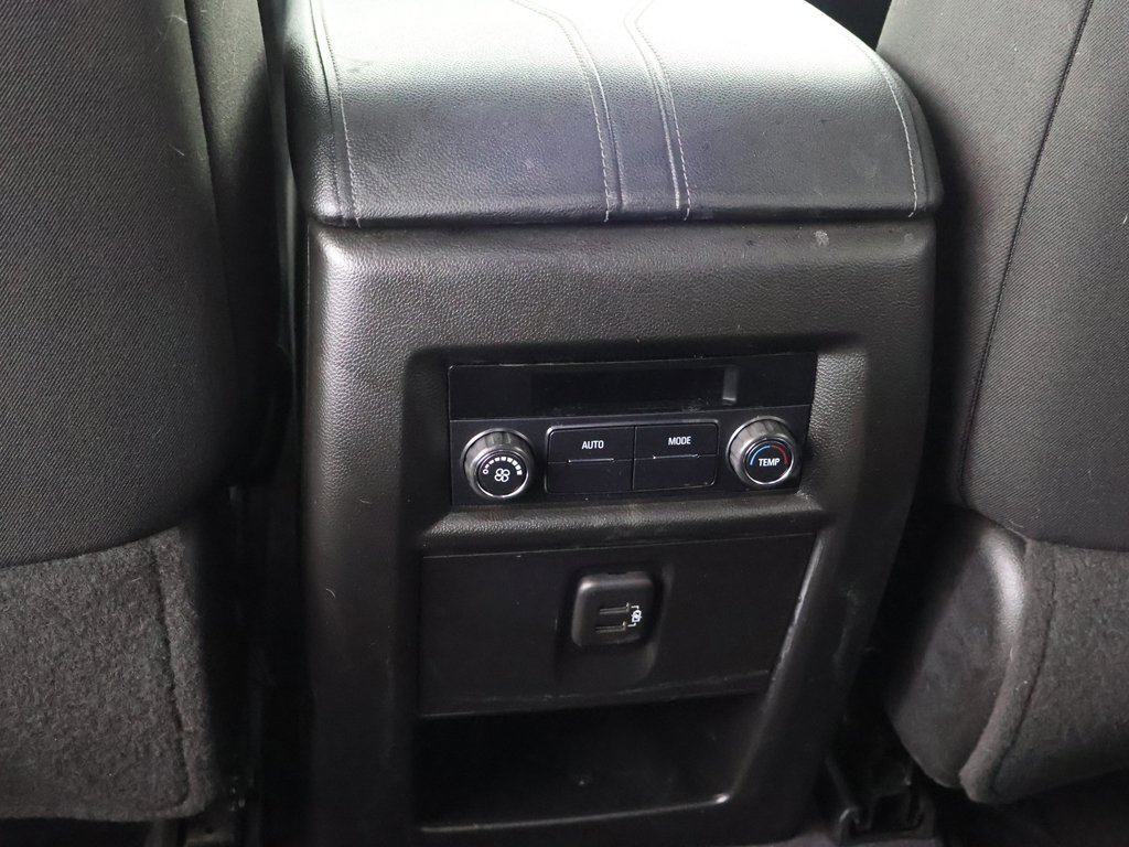 Used 2022 Chevrolet Traverse LT w/ LPO, Floor Liner Package image 52