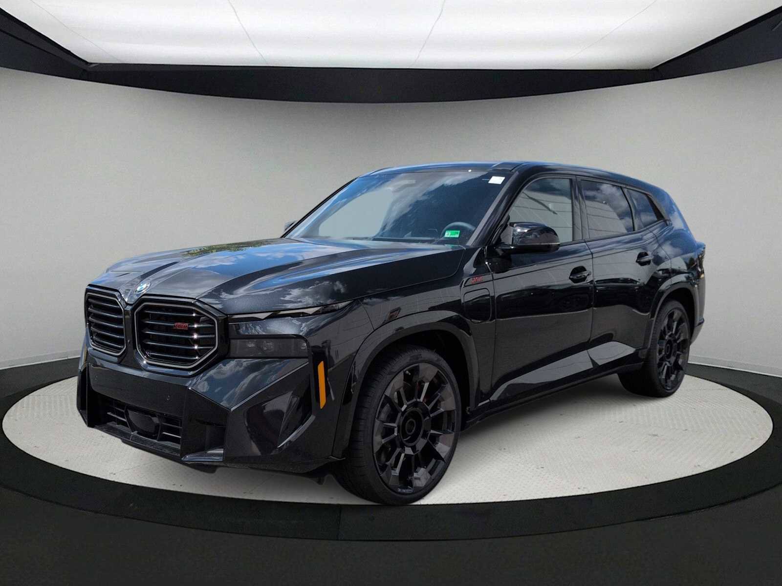 New 2026 BMW XM Label Red image 4