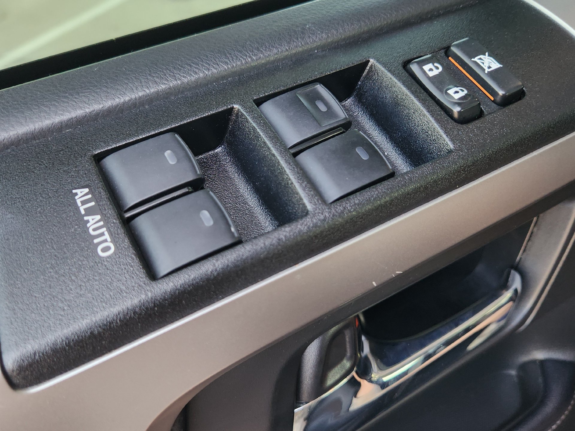 Used 2020 Toyota 4Runner SR5 Premium AWD/4WD image 24