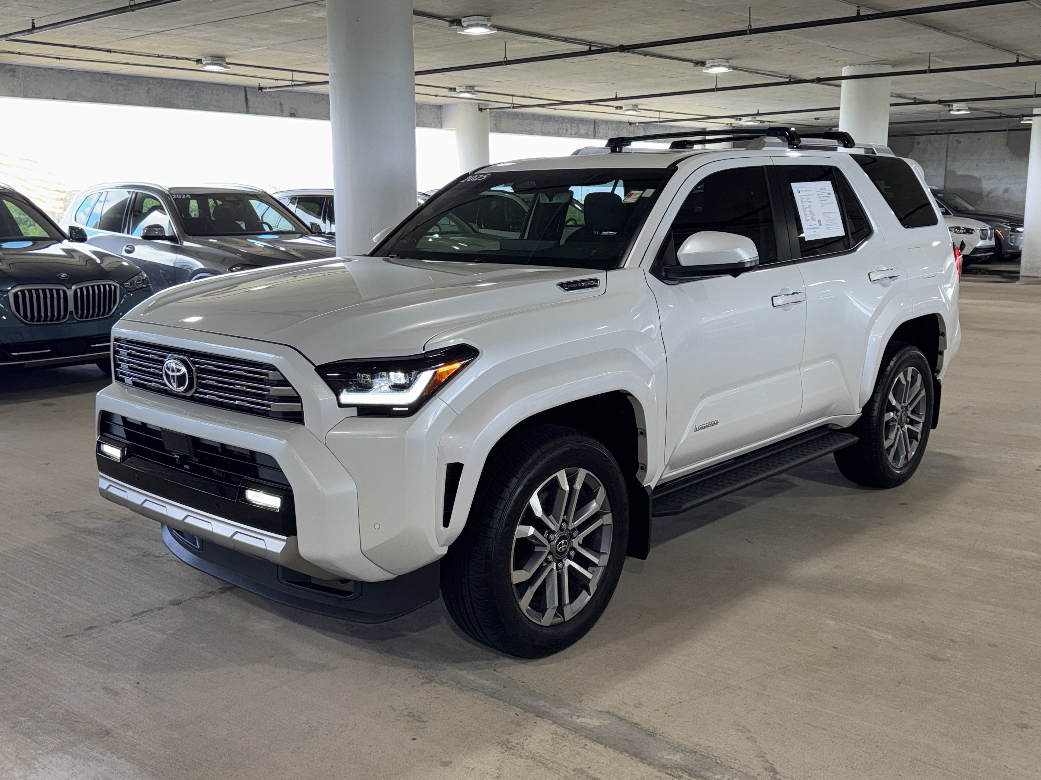Used 2025 Toyota 4Runner Limited AWD/4WD image 4