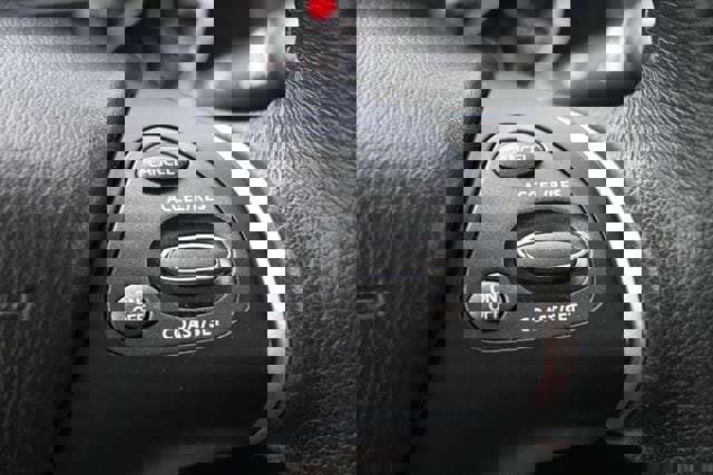 Used 2019 INFINITI QX60 Luxe w/ Essential Package image 39