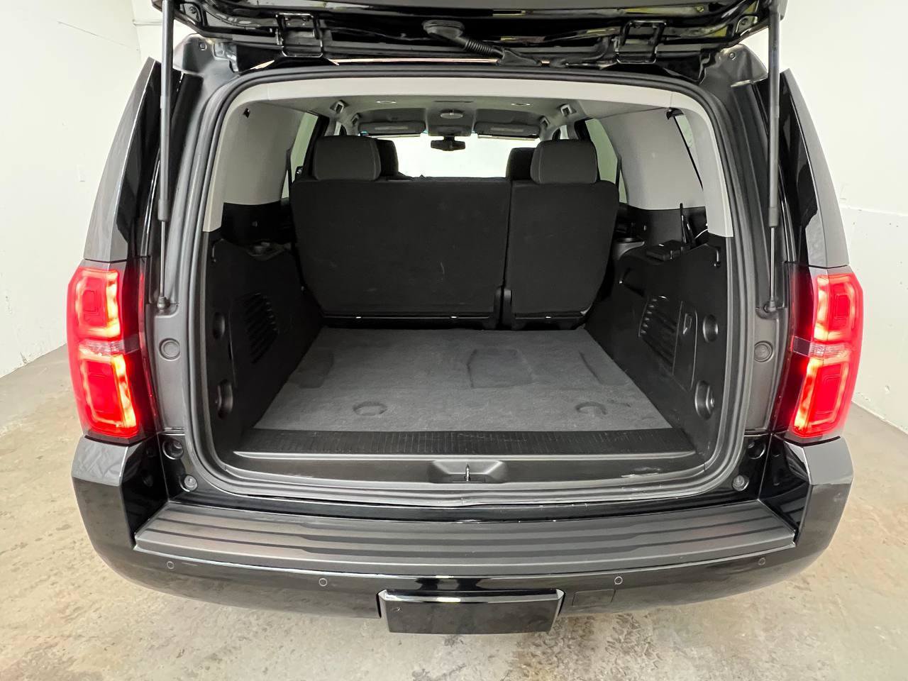 Used 2020 Chevrolet Tahoe 4WD image 37