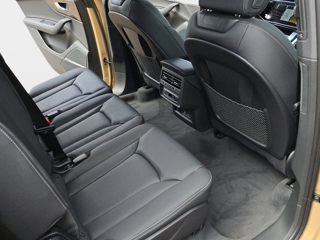 New 2026 Audi Q7 2.0T Premium Plus AWD/4WD image 11