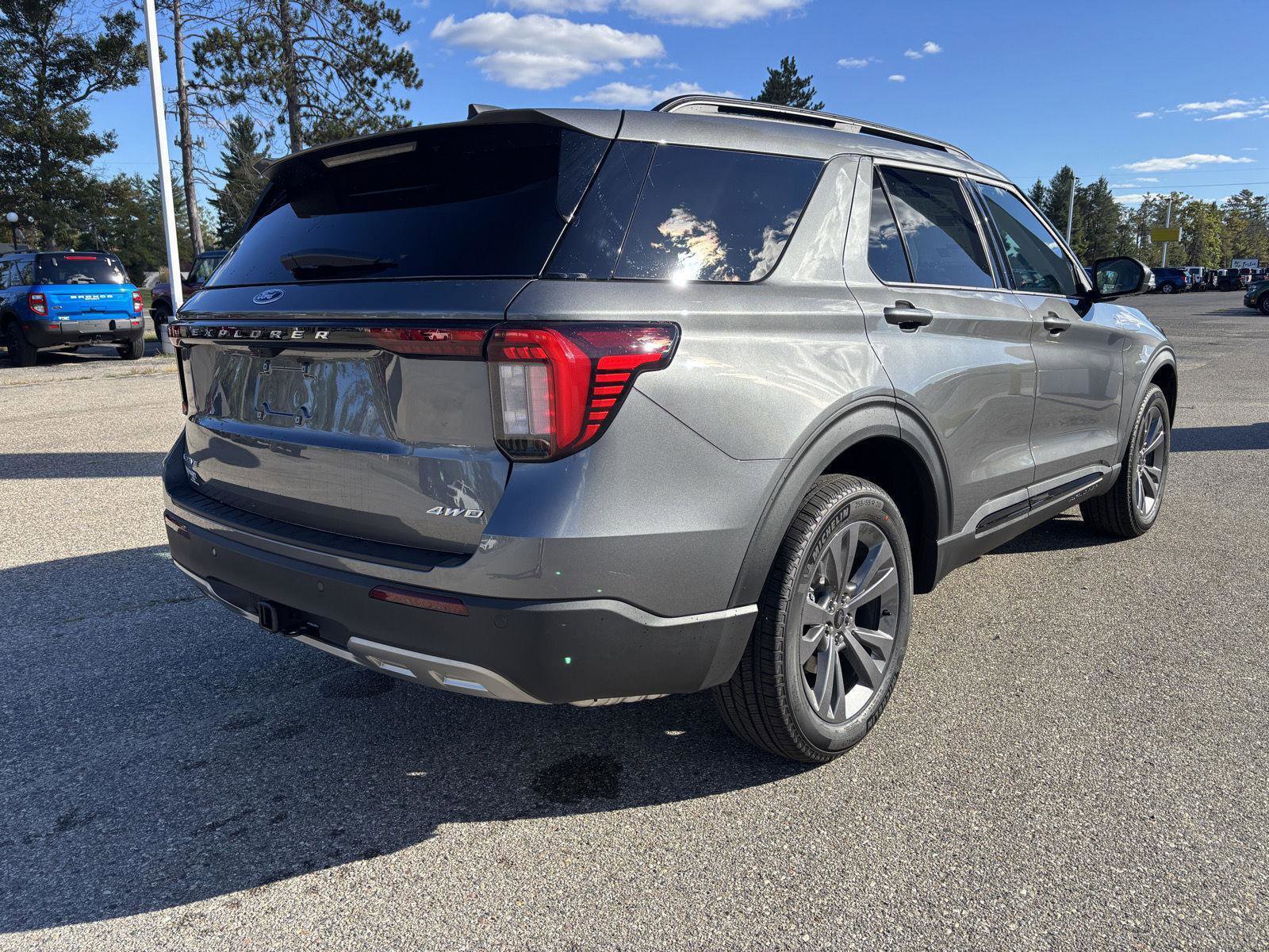 New 2026 Ford Explorer Active image 3